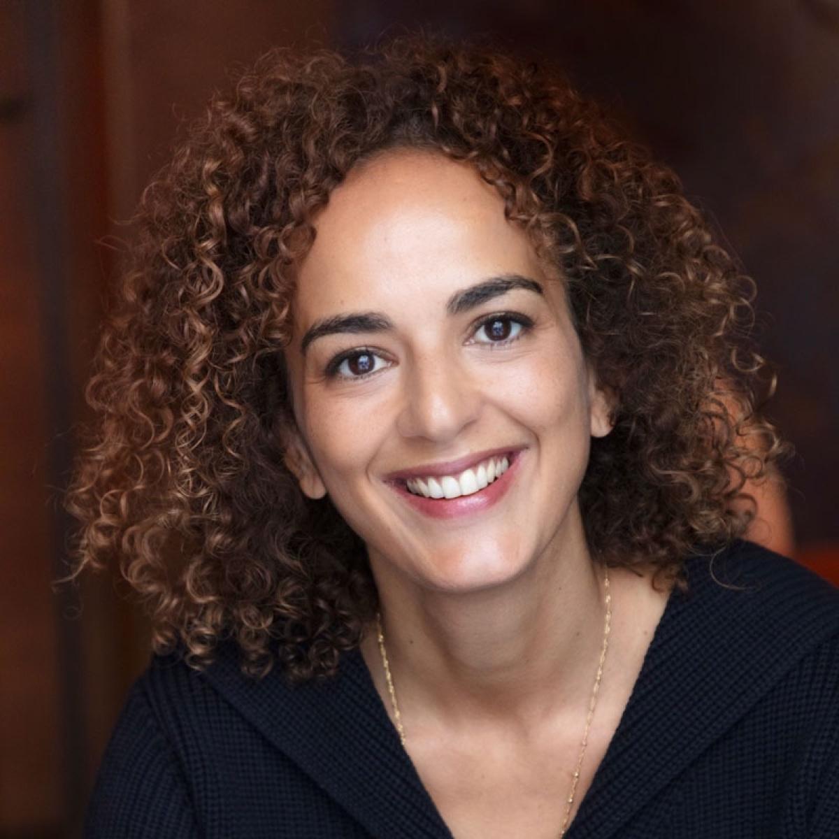 جدل جديد حول صورة المرأة المغربية: عبارة لسليماني تشعل نقاش الهوية والكرامة جدل جديد حول صورة المرأة المغربية: عبارة لسليماني تشعل نقاش الهوية والكرامة