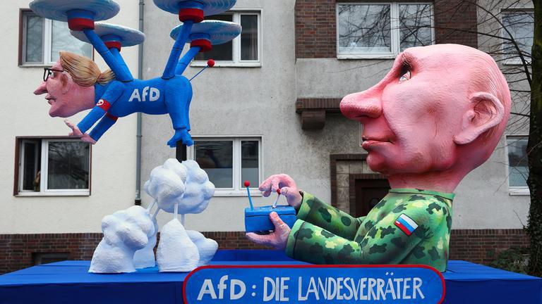 ساخر ألماني يتحدى موسكو: جاك تيلي يسخر مجددا من بوتين في كرنفال دوسلدورف ساخر ألماني يتحدى موسكو: جاك تيلي يسخر مجددا من بوتين في كرنفال دوسلدورف