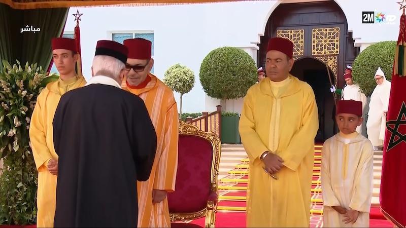 الاحتفال بعيد العرش: الملك محمد السادس يترأس استقبالاً رسمياً بالمضيق بحضور رموز الدولة والدبلوماسية والأديان