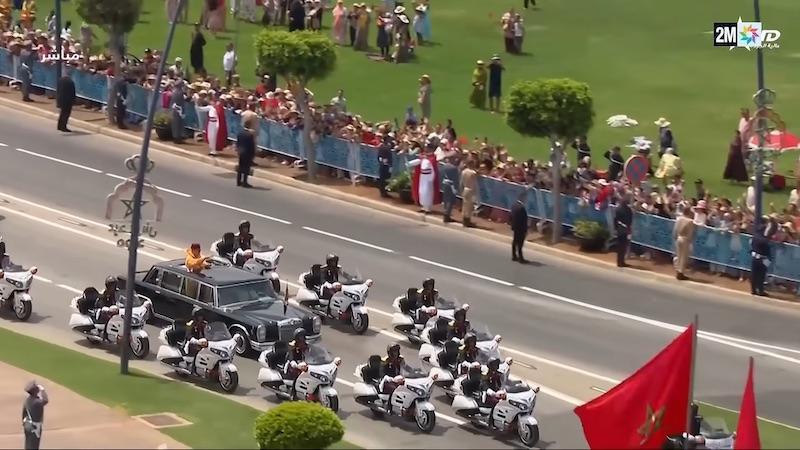 الاحتفال بعيد العرش: الملك محمد السادس يترأس استقبالاً رسمياً بالمضيق بحضور رموز الدولة والدبلوماسية والأديان