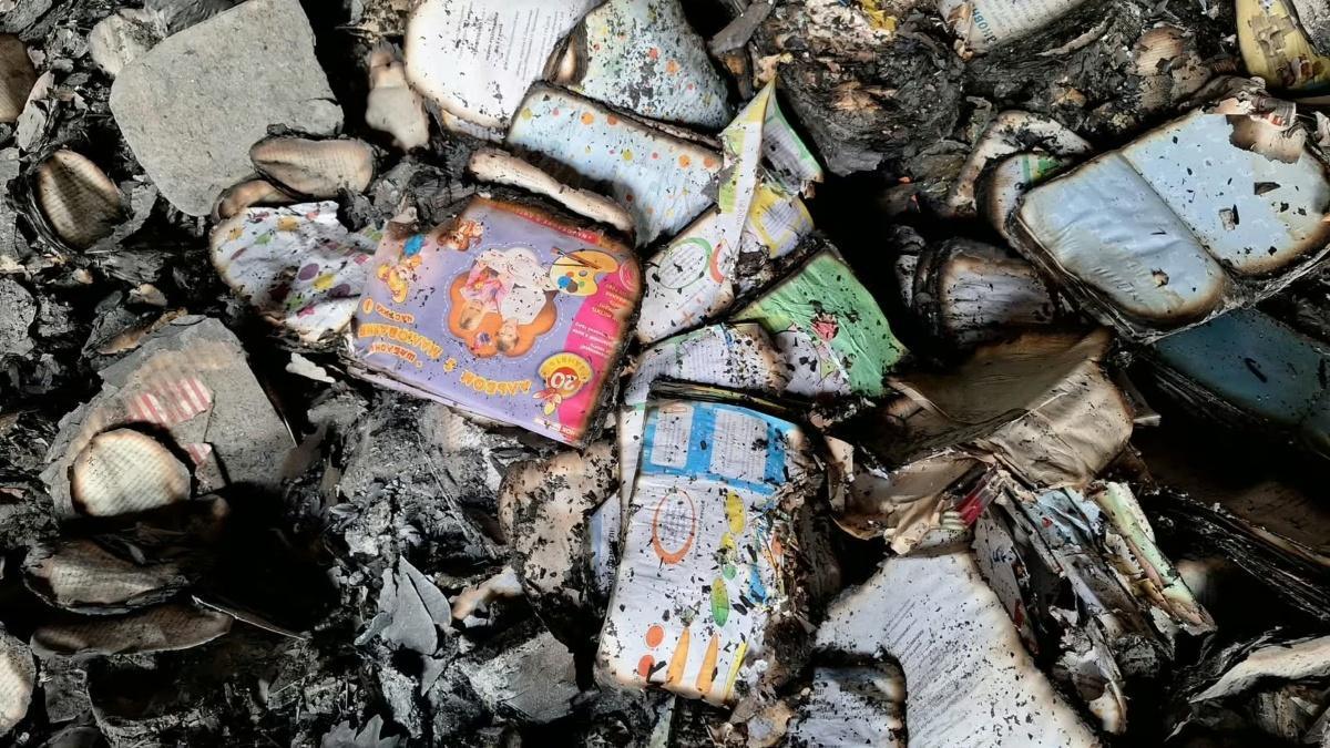 أوكرانيا: أكثر من 12 مليون كتاب تتحوّل إلى رماد إثر ضربات روسية استهدفت دور النشر