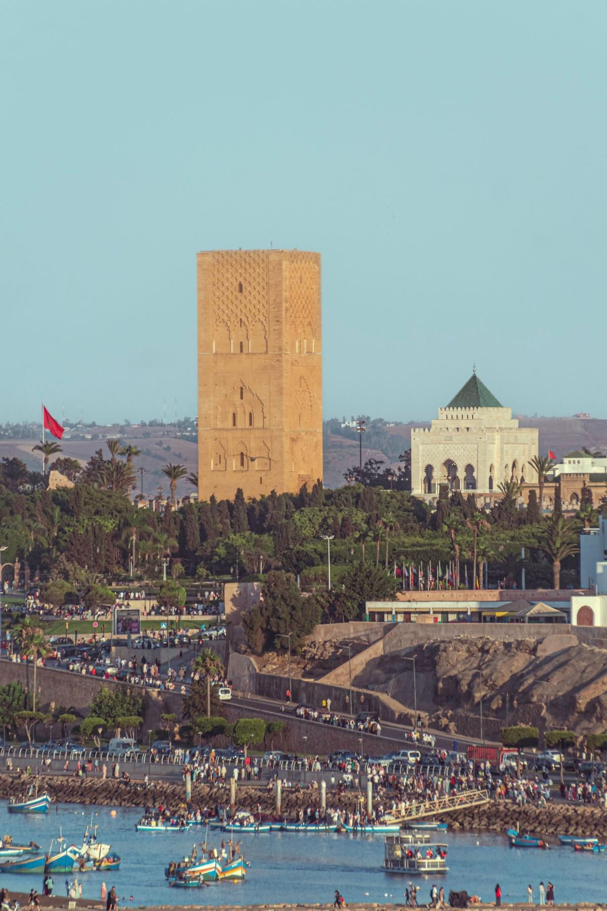 المقالاتي — جولة الصحافة · العدد 27: البرلمان والصحراء والسياحة والعقار