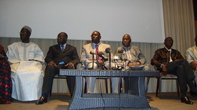 Second tour présidentiel : Macky défie son challenger Me Wade avec son programme