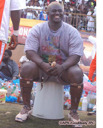 LES MARABOUTS DE PAKAO REVIENNENT A LA CHARGE : «Balla Gaye 2 ne tombera plus»