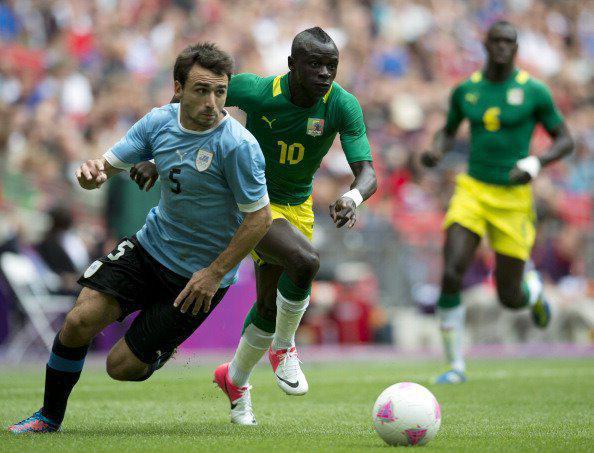 Le Sénégal bat l'Uruguay (2-0)