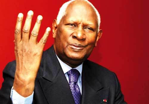 Abdou Diouf adhère à une intervention militaire au Mali : «On ne peut accepter une République islamiste dans ce pays»