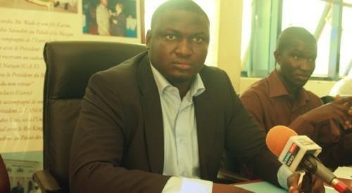 ABSENCE DE SOULEYMANE NDENE NDIAYE A LA REMISE DU PRIX FORA DÉCERNÉ A WADE: Toussaint Manga, "En tant qu’ancien proche collaborateur, ancien Premier ministre de Wade, il devrait être aux côtés du Président."