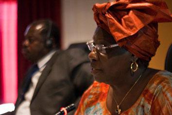 Marie Angélique Savané appelle le gouvernement à ''être plus à l’écoute du peuple''