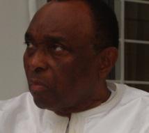 Jean Paul Dias s’érige en bouclier d’Abdoul Mbaye et demande à ses détracteurs d’aller se faire f…