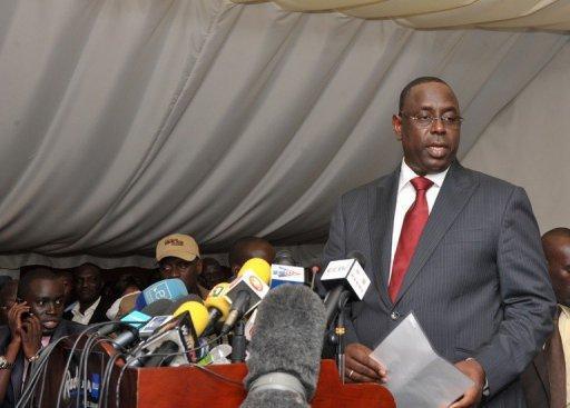 Macky Sall "ému" par la profanation d'une église à Dakar (porte-parole)