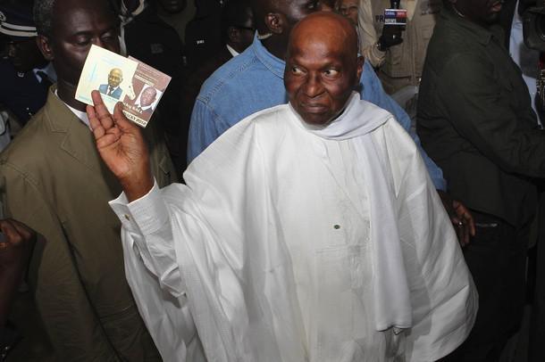 RETRO/2ème Alternance politique du 25 mars 2012 : L’« apprenti» Macky Sall élu chef de l’Etat au dépens de son « Maître » Wade