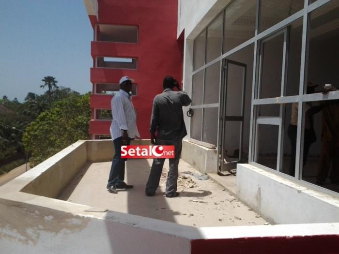 REGARDEZ. Baldé visite les nouveaux locaux de la mairie de Ziguinchor