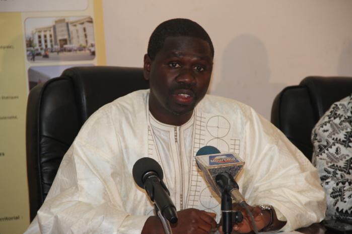 Me El hadj Oumar Youm MDC du président : "Si Macky Sall perdait les législatives, nous perdrons tous nos postes" (Oumar Youm)