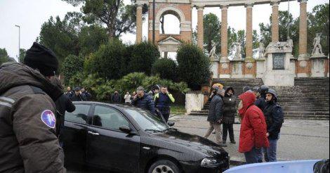 Italie : Fusillade aux relents racistes en pleine campagne électorale