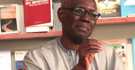 Boubacar Boris Diop : "Des étrangers ne lésinent pas sur les moyens pour nous déconnecter de nos origines"