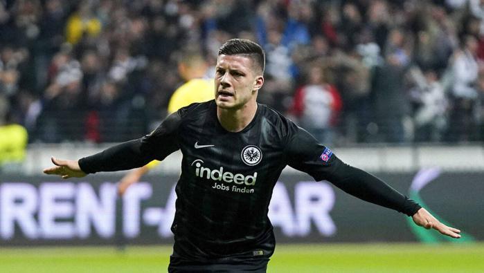 Mercato : L'attaquant Luka Jovic signe au Real Madrid pour 60 millions d'euros