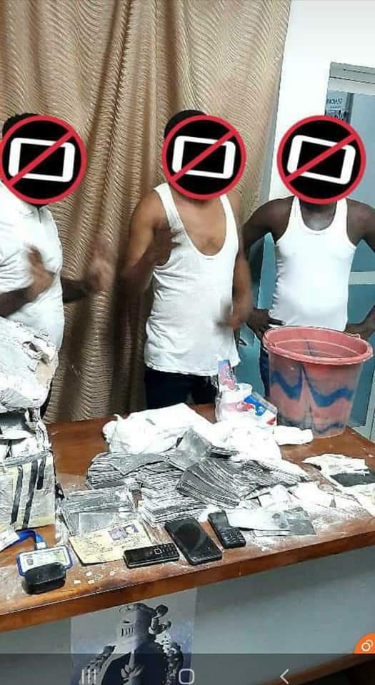 Mbour: Arrestation de trois faussaires qui était sur le point d’imprimer 150 millions Fcfa en faux billets