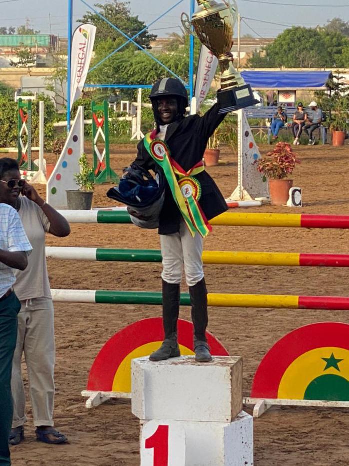 Équitation : À 13 ans, Betty Tabara Guèye devient Championne du Sénégal 2021