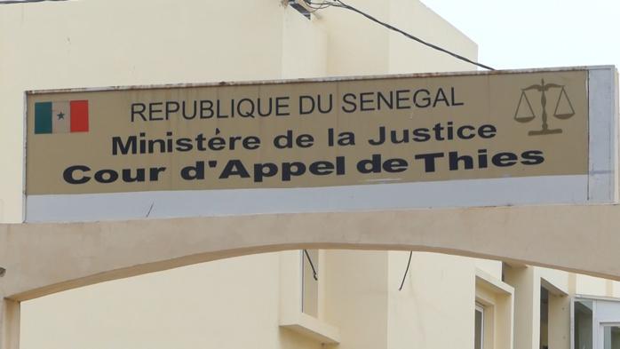 Justice : Faty Souaré vole un chèque d’un million FCFA à sa sœur