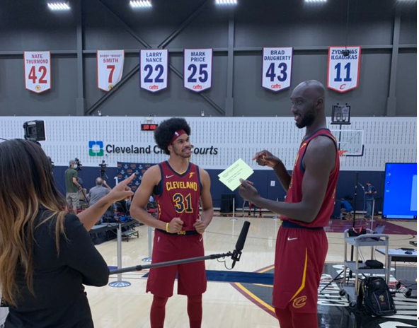 Basket – NBA: Tacko Fall s’affiche avec le maillot de son nouveau club
