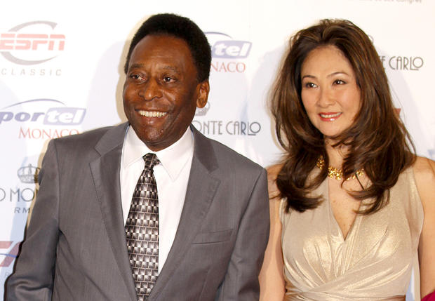 Pelé: et un, et deux, et trois mariages