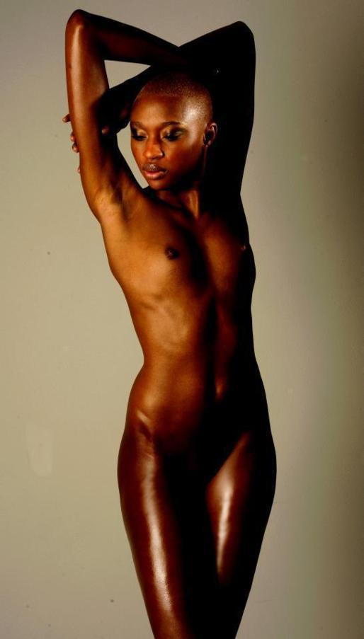 Nogui Dieng toute nue pour…