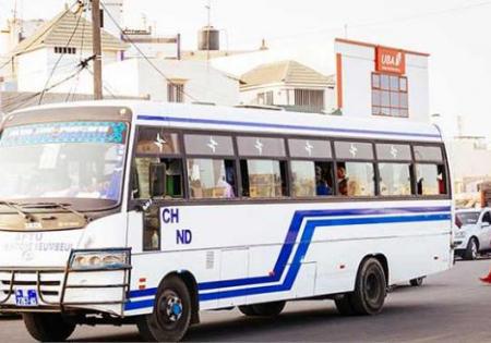 Transports : Hausse des prix dans les bus « Tata »Après l’annonce de la hausse du prix du carburant, il ya quelques jours au Sénégal, c’est au tour des transporteurs, notamment les bus Tata ou Aftu de suivre le pas. Dans un avis adressé aux usagers,