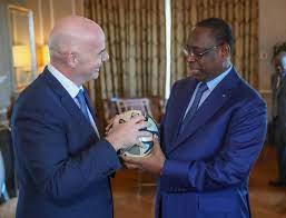 FOOTBALL: Infantino dit avoir discuté de la coopération avec la FIFA avec Macky Sal