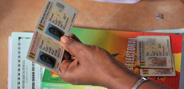 Vente de copies de carte d'identité nationale aux voleurs : La Police alerte