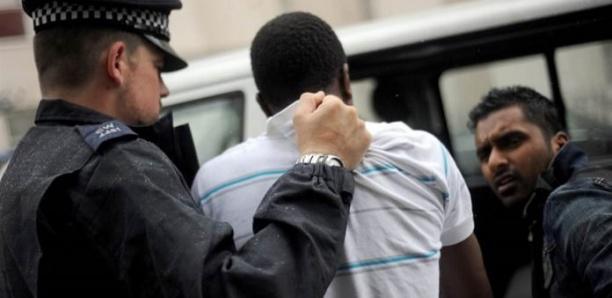 Italie : arrêté devant un cimetière, un Sénégalais tombe pour trafic de cocaïne