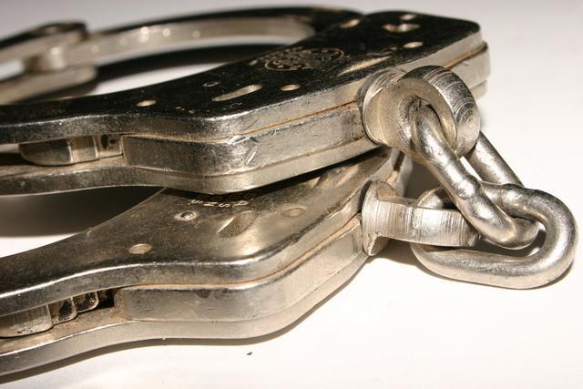 Cambriolage : Mbéry, fils du chanteur Amath Samb arrêté