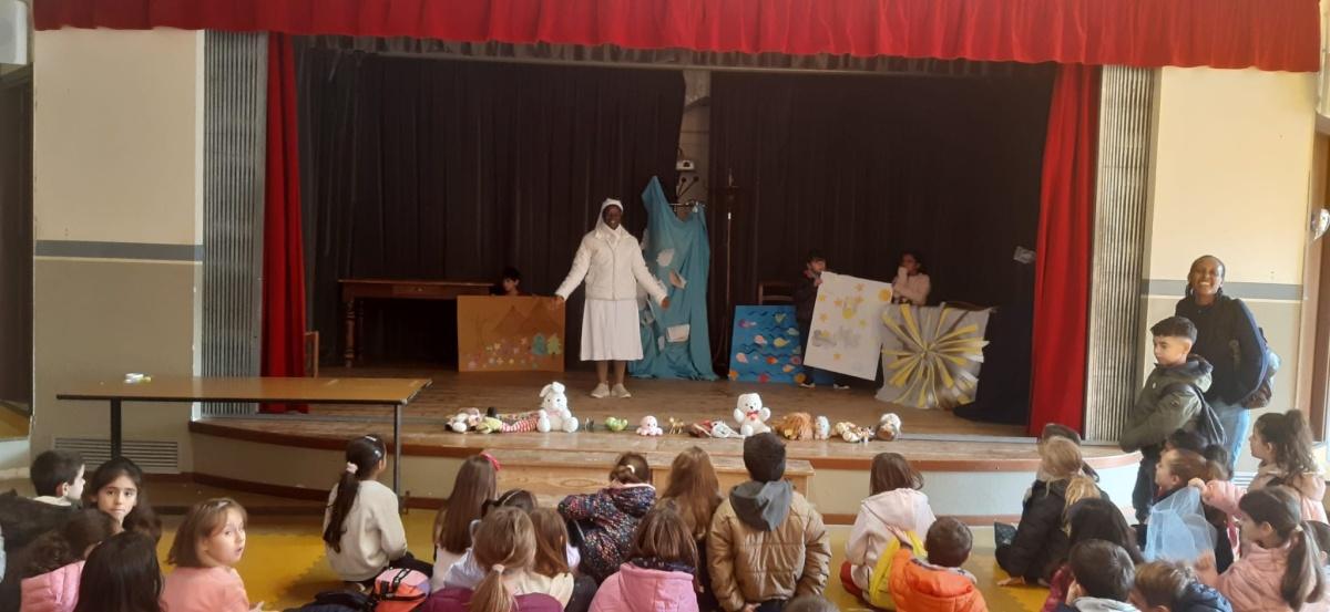 Gli incontri di catechesi dell’Iniziazione Cristiana di domenica 9 novembre Gli incontri di catechesi dell’Iniziazione Cristiana di domenica 9 novembre