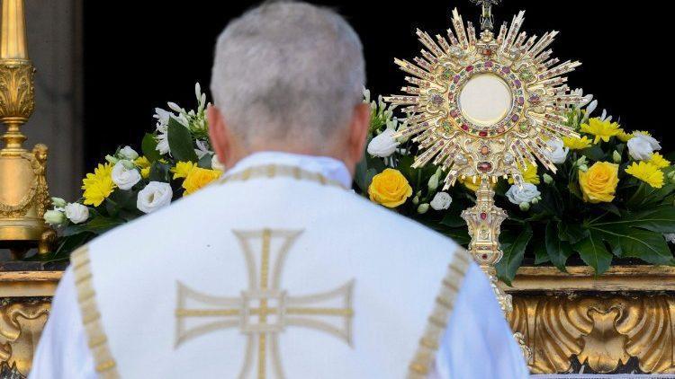 Preghiera per la pace in unione con il Papa Preghiera per la pace in unione con il Papa