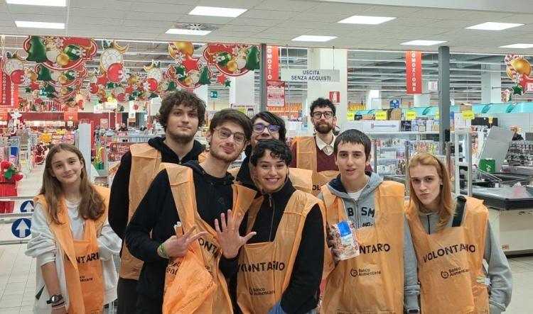 Preado, ado e giovani alla Colletta Alimentare