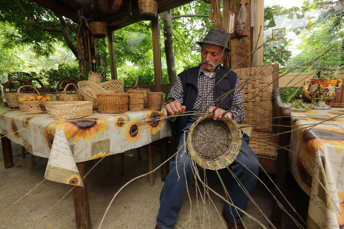 Luigi Vito, l’artigiano dell’intreccio