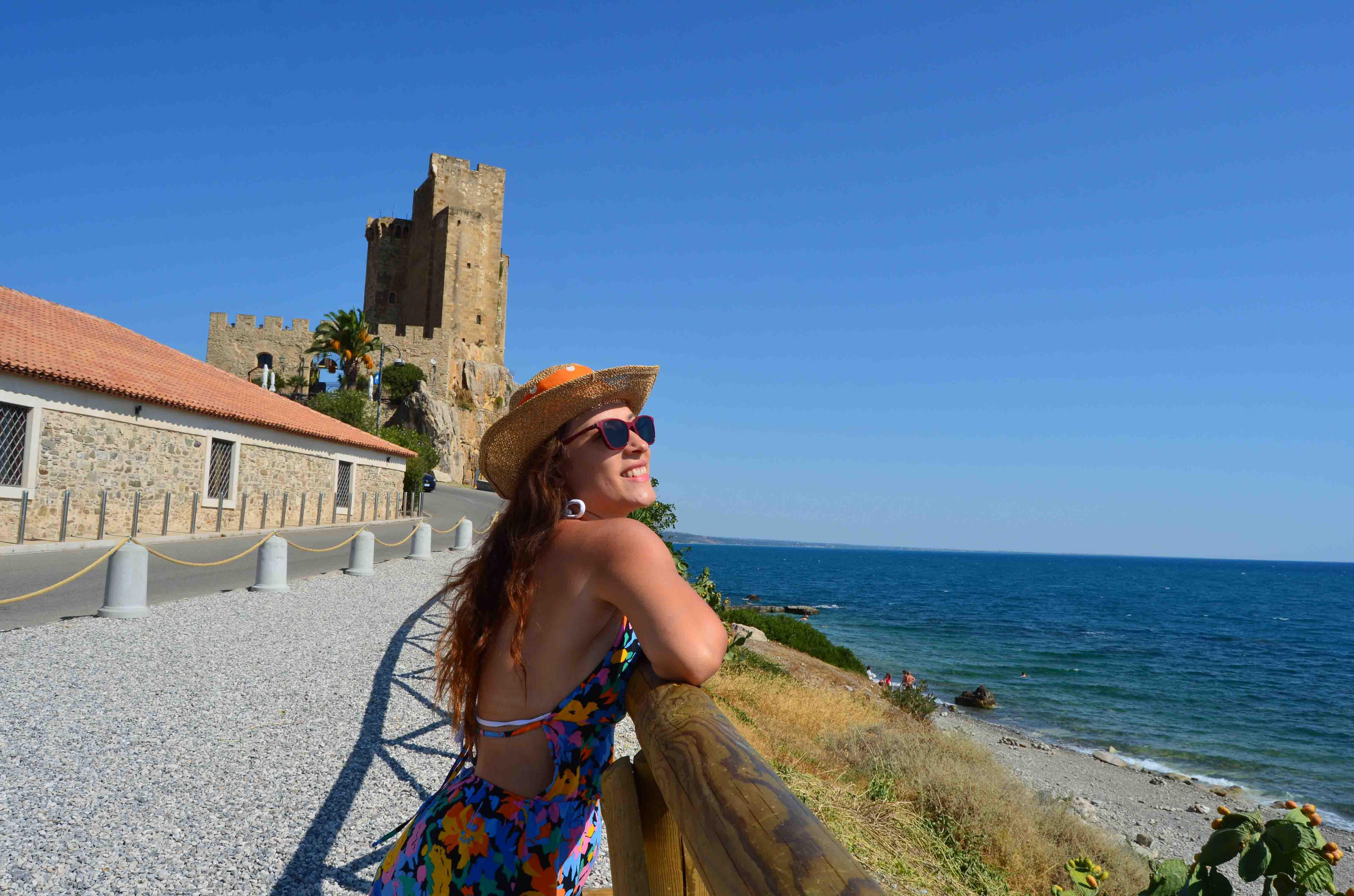 Castello Federiciano Castrum Petrae Roseti