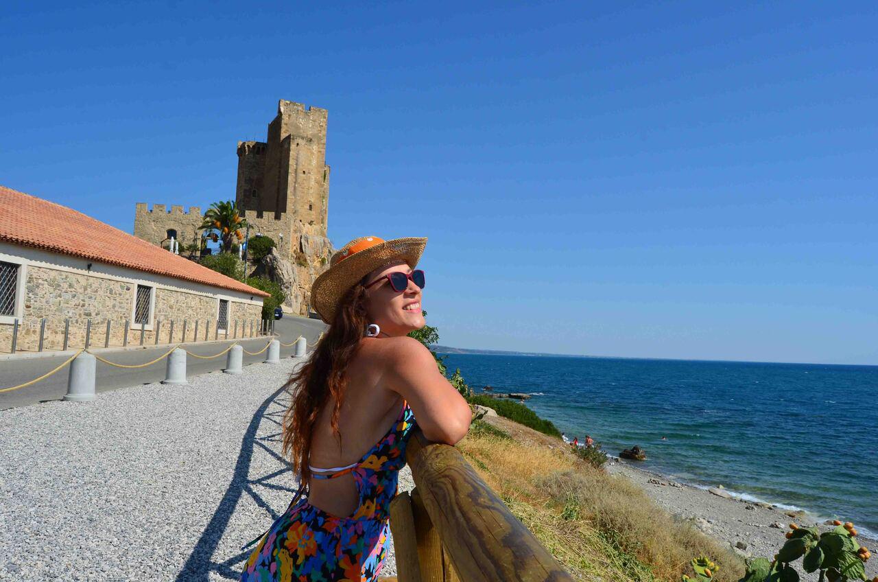 Castello Federiciano Castrum Petrae Roseti