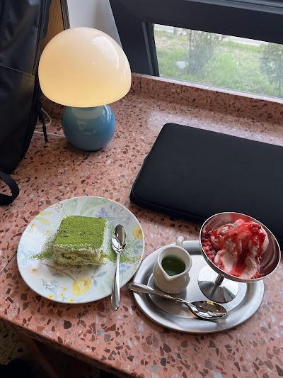 Juno Roast & Toast Juno Roast & Toast