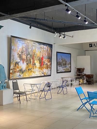 Little Heaven Studio Branch (Coffee & Flower) Little Heaven Studio Branch (Coffee & Flower)