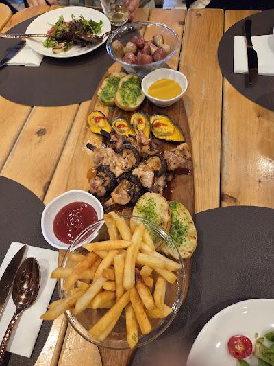 Ayanchin Downtown Restaurant Ayanchin Downtown Restaurant