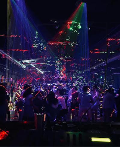 DIEX Club / Black w60 Gay Bar DIEX Club / Black w60 Gay Bar