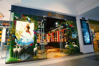 Naran Plaza
