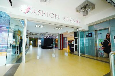 Naran Plaza