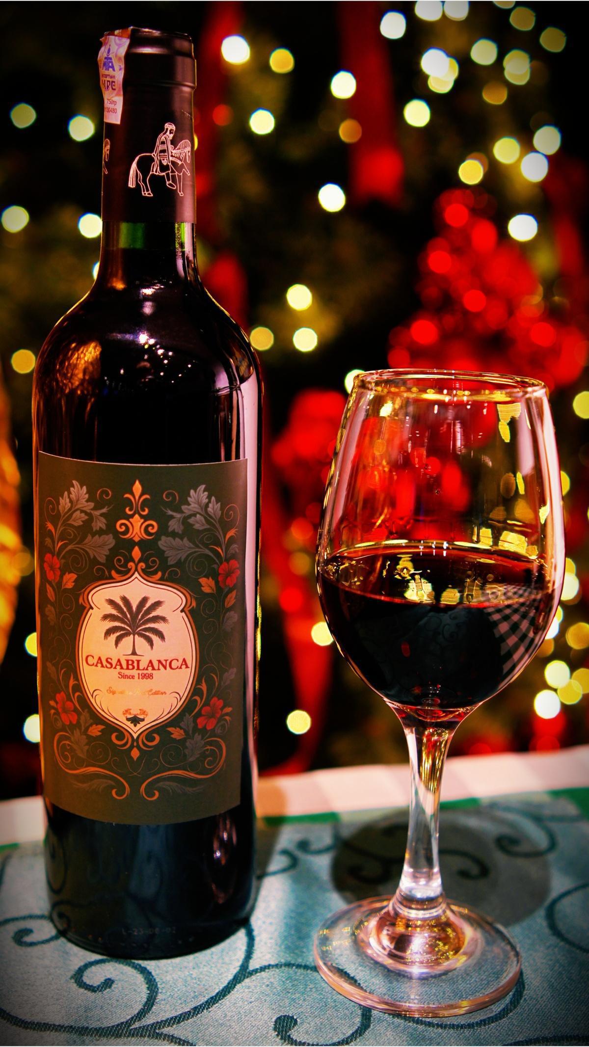 Casablanca Restaurant & Bar