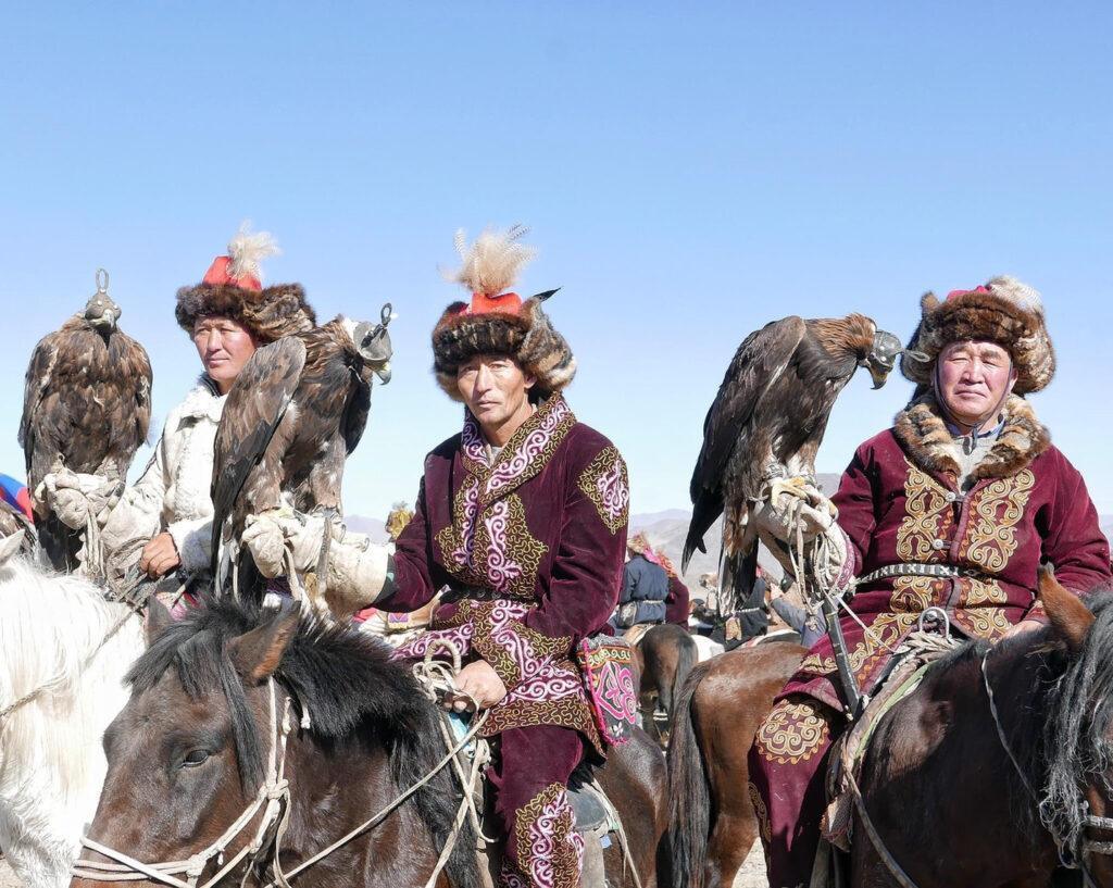 Winter Eagle Festival Mongolia 2026: Ancient Falconry Near Ulaanbaatar Winter Eagle Festival Mongolia 2026: Ancient Falconry Near Ulaanbaatar