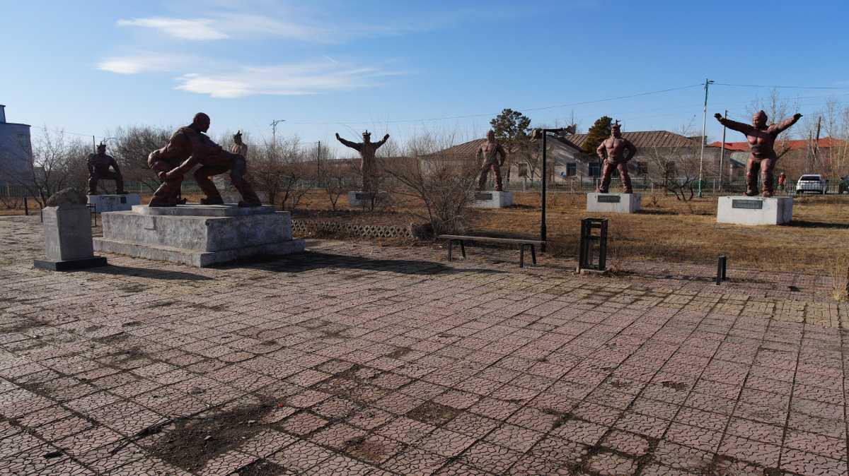 The Valley of Titans: Honoring the Legendary Wrestlers of Khentii The Valley of Titans: Honoring the Legendary Wrestlers of Khentii