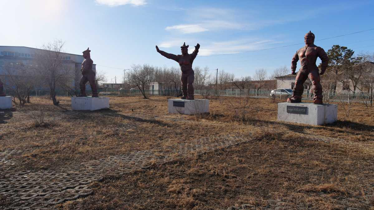 The Valley of Titans: Honoring the Legendary Wrestlers of Khentii