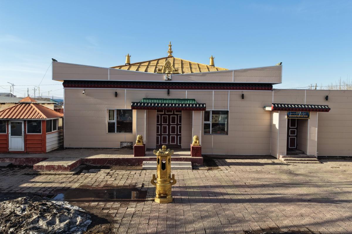 Shadavdarjaalin Khiid: The Spiritual Heart of Chinggis City