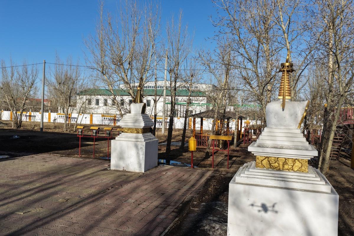 Shadavdarjaalin Khiid: The Spiritual Heart of Chinggis City