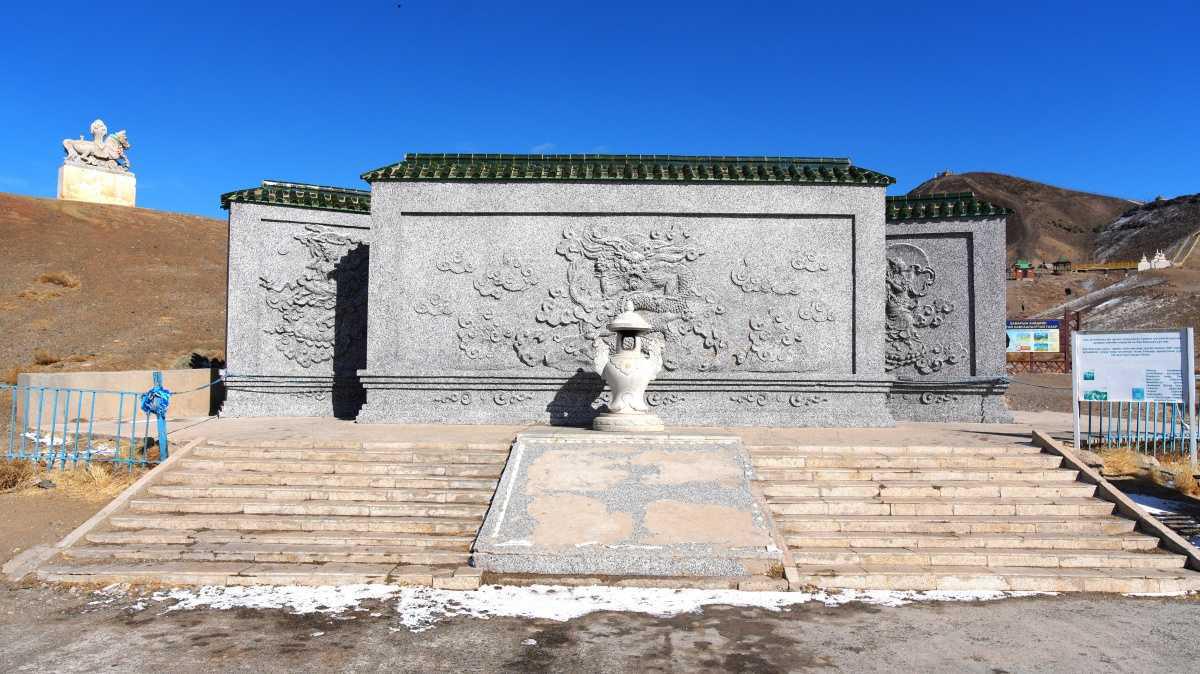 Khan Bayanzurkh Mountain: Climbing the Sacred Peak of the Gobi